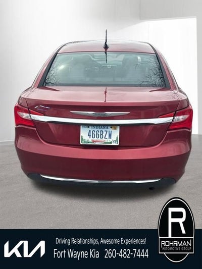 2013 Chrysler 200 Touring