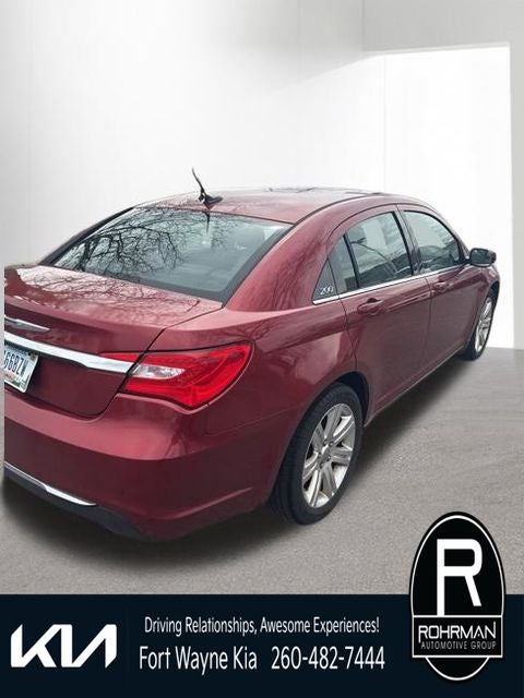 2013 Chrysler 200 Touring