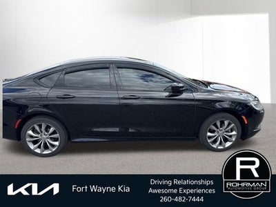 2016 Chrysler 200 S