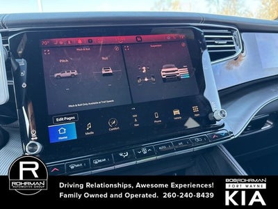 2022 Jeep Grand Wagoneer Series II