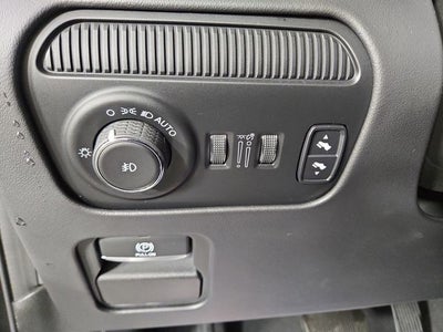 2022 Jeep Grand Wagoneer Series II