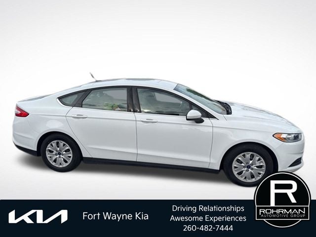 2014 Ford Fusion S