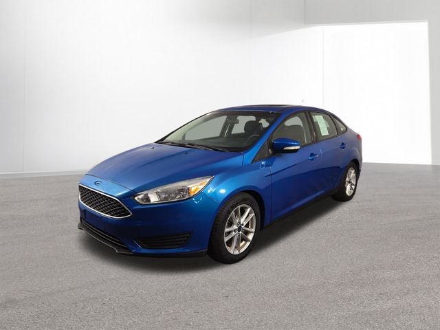 Used 2015 Ford Focus SE with VIN 1FADP3F27FL317455 for sale in Fort Wayne, IN