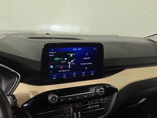 2021 Ford Escape Hybrid Titanium