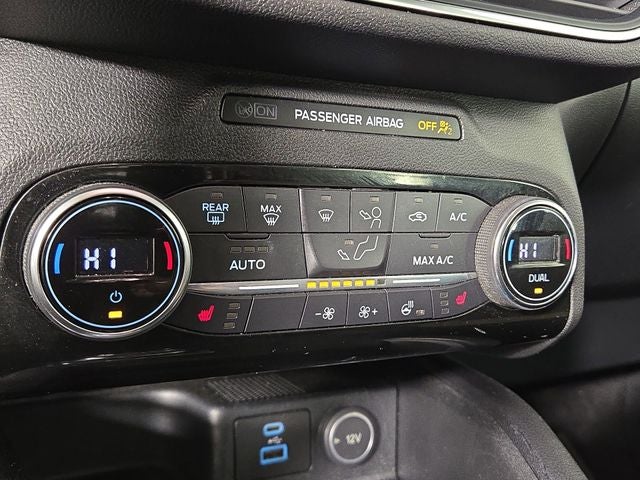 2021 Ford Escape Hybrid Titanium