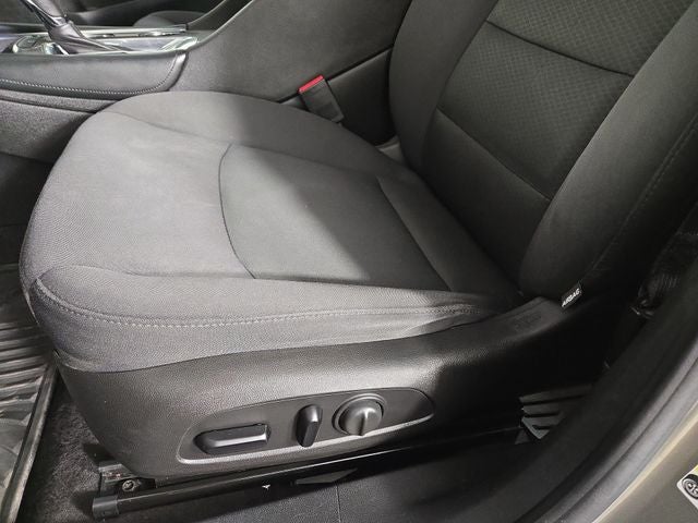 2017 Chevrolet Malibu LT 1LT