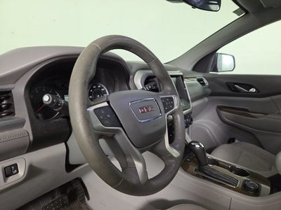 2017 GMC Acadia SLE-2