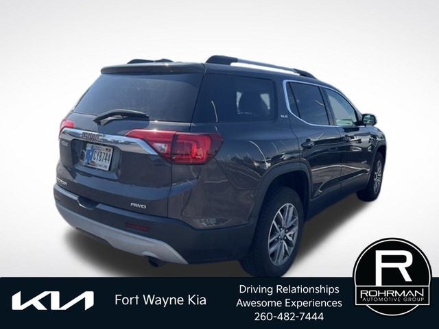 2017 GMC Acadia SLE-2