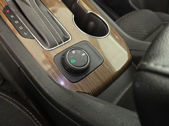 2017 GMC Acadia SLE-2