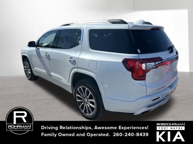 2023 GMC Acadia Denali