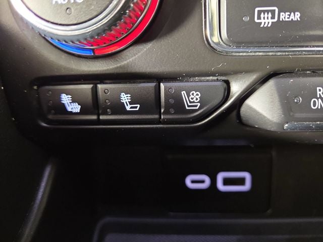 2024 GMC Yukon XL AT4