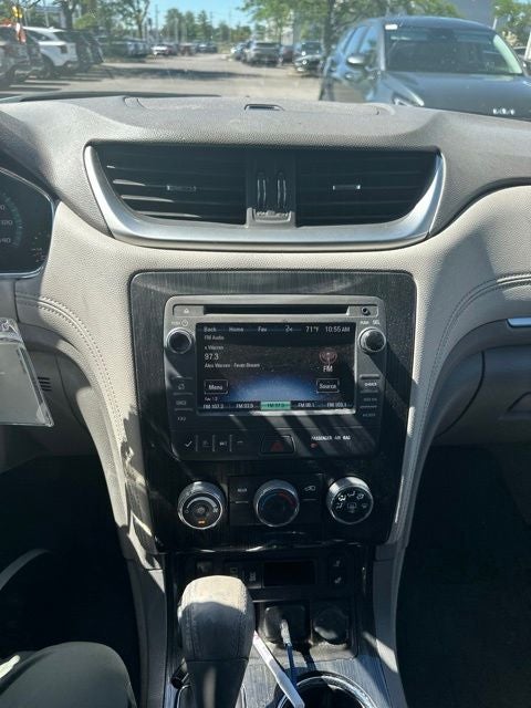 2017 Chevrolet Traverse LT 1LT