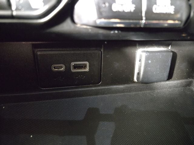 2022 Chevrolet Suburban High Country