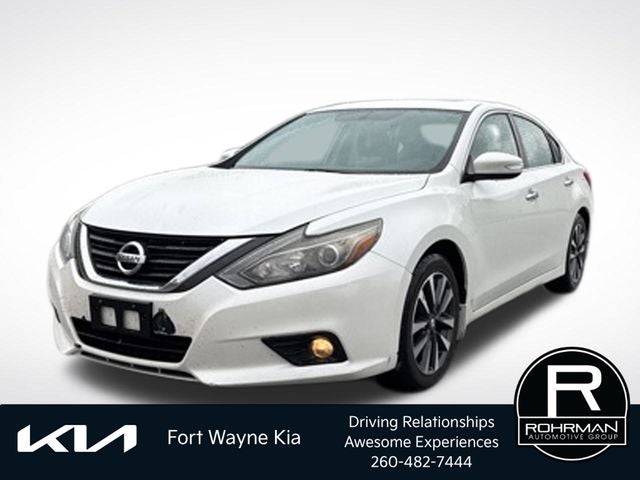 2016 Nissan Altima 2.5 SV's photo
