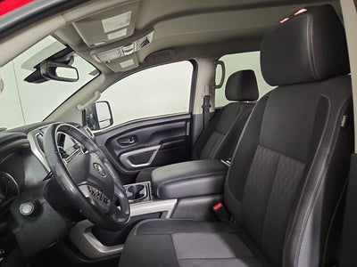 2021 Nissan Titan SV