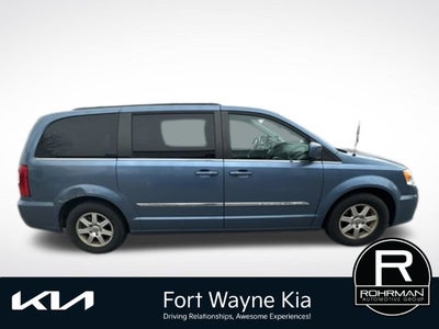 2011 Chrysler Town & Country Touring