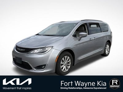 2017 Chrysler Pacifica Touring L