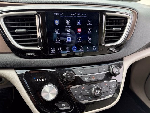 2017 Chrysler Pacifica Touring L