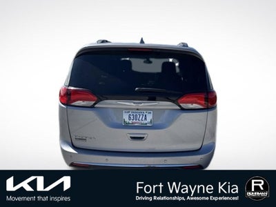 2018 Chrysler Pacifica Touring L