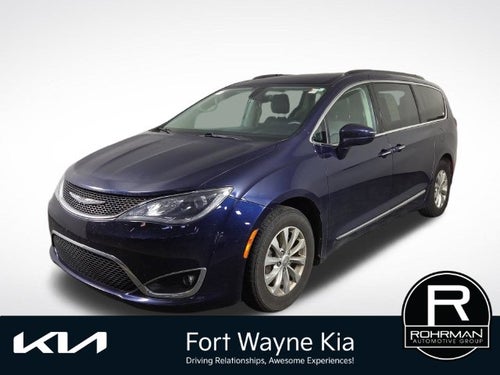 2017 Chrysler Pacifica Touring L