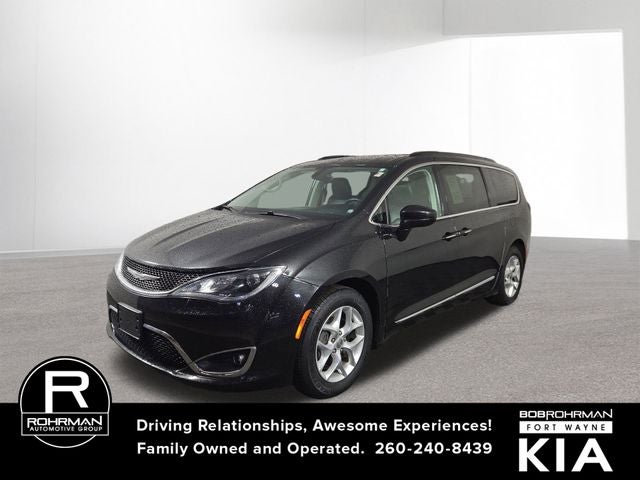 2017 Chrysler Pacifica Touring L