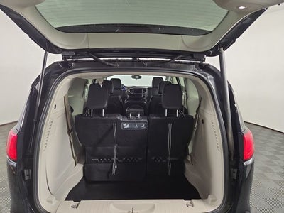 2017 Chrysler Pacifica Touring L