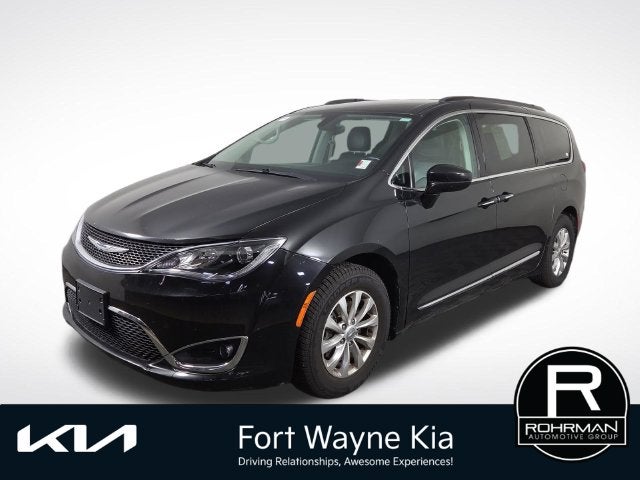 2017 Chrysler Pacifica Touring L