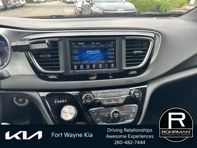2020 Chrysler Pacifica Touring L