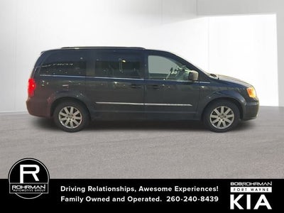 2013 Chrysler Town & Country Touring