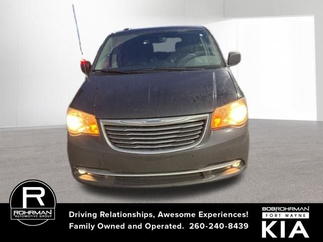 2013 Chrysler Town & Country Touring