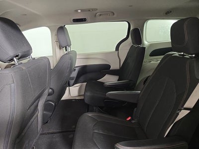 2017 Chrysler Pacifica LX