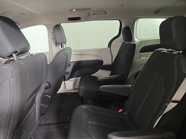 2017 Chrysler Pacifica LX