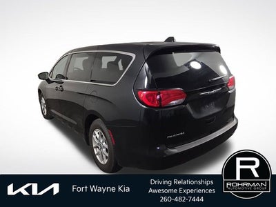 2017 Chrysler Pacifica LX