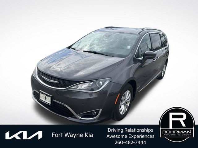 2018 Chrysler Pacifica Touring L Plus