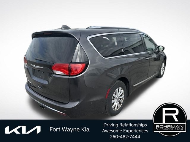 2018 Chrysler Pacifica Touring L Plus