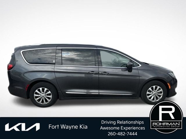 2018 Chrysler Pacifica Touring L Plus