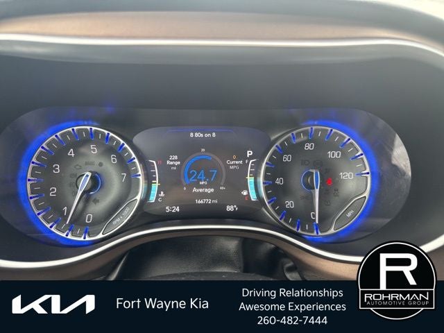 2017 Chrysler Pacifica Touring L Plus