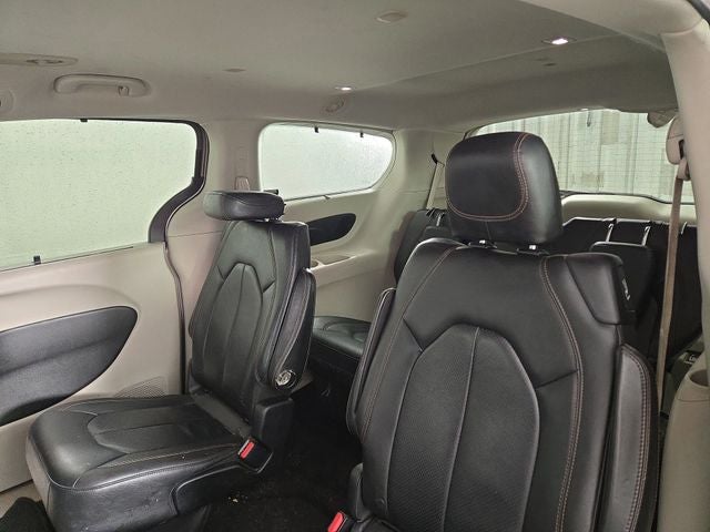 2017 Chrysler Pacifica Touring L Plus