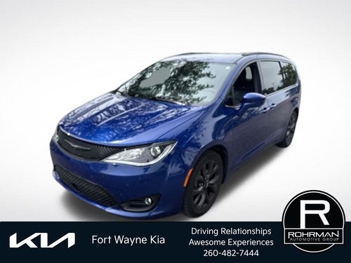 2018 Chrysler Pacifica Touring L Plus