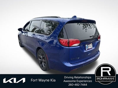 2018 Chrysler Pacifica Touring L Plus