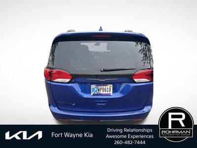 2018 Chrysler Pacifica Touring L Plus