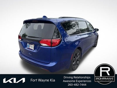 2018 Chrysler Pacifica Touring L Plus