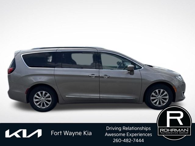 2018 Chrysler Pacifica Touring L Plus