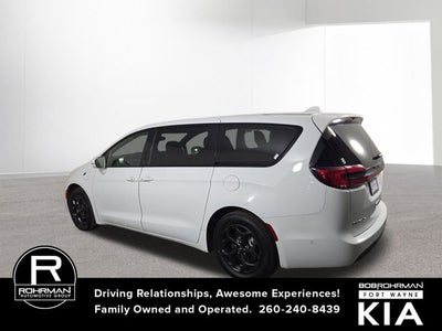 2022 Chrysler Pacifica Hybrid Limited