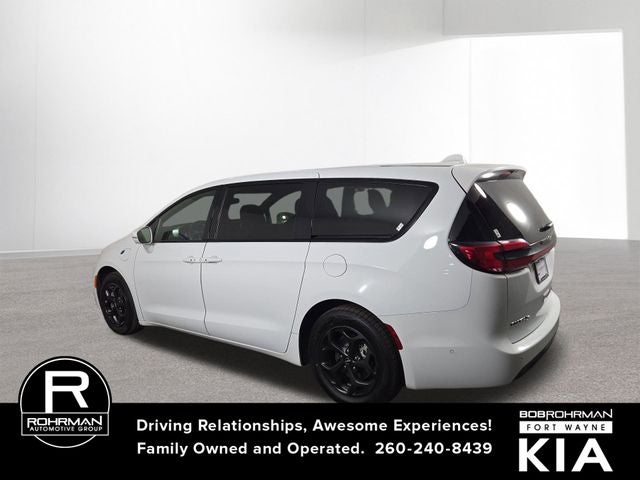 2022 Chrysler Pacifica Hybrid Limited