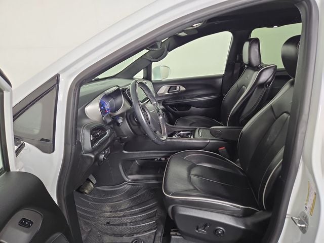 2022 Chrysler Pacifica Hybrid Limited