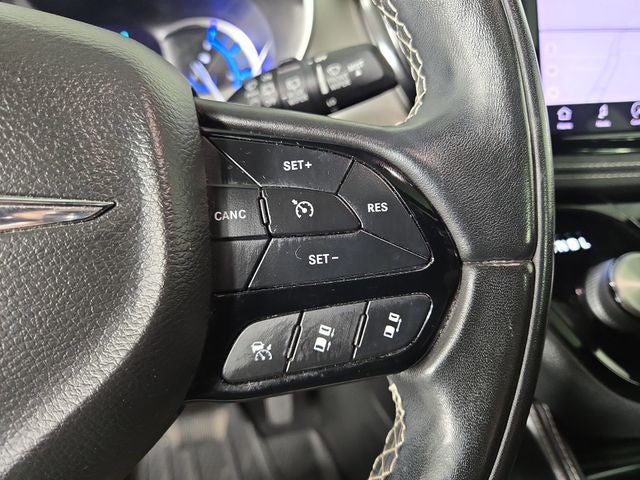 2022 Chrysler Pacifica Hybrid Limited