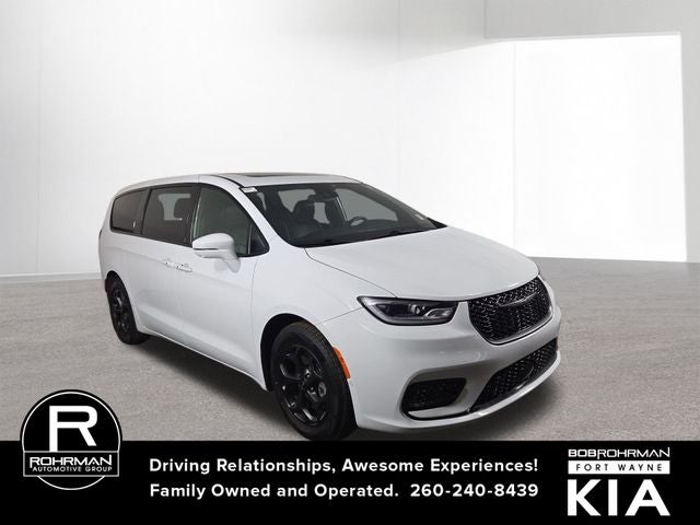 2022 Chrysler Pacifica Hybrid Limited