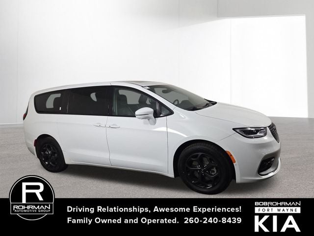 2022 Chrysler Pacifica Hybrid Limited