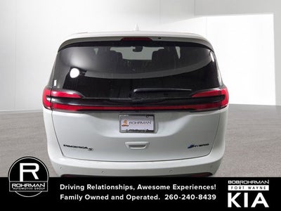 2022 Chrysler Pacifica Hybrid Limited